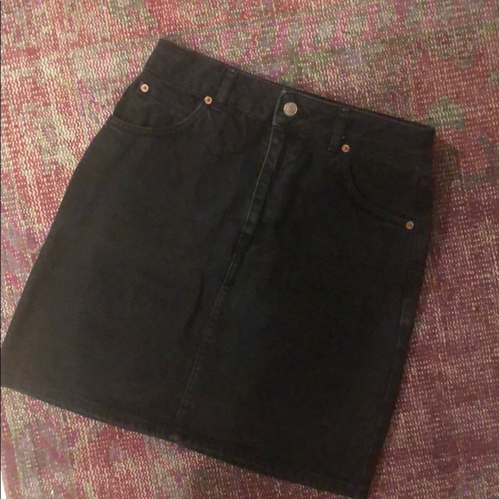 Top shop black denim skirt